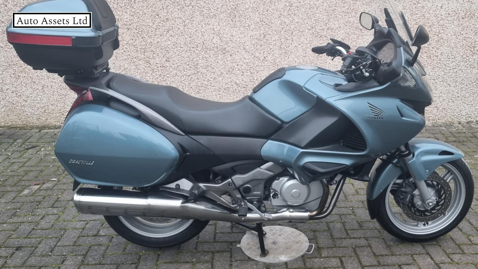 Honda NT700V Deauville 700 Deauville Petrol Manual (65 bhp)