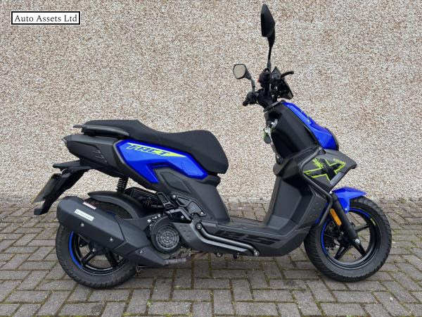 Keeway Fact X 125 125 Scooter Petrol Automatic Euro 5 (9 ps)