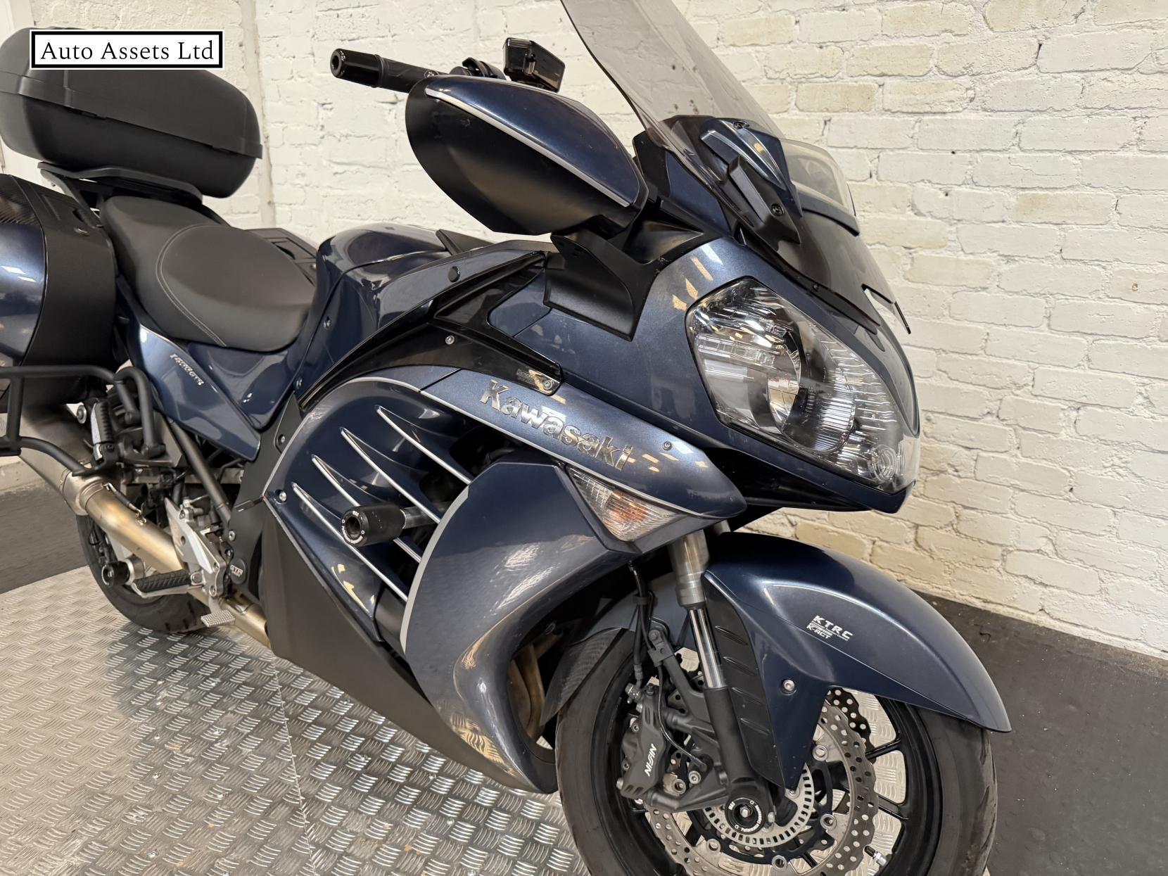 Kawasaki 1400GTR 1400 ABS Sports Tourer Petrol Manual (155 ps)