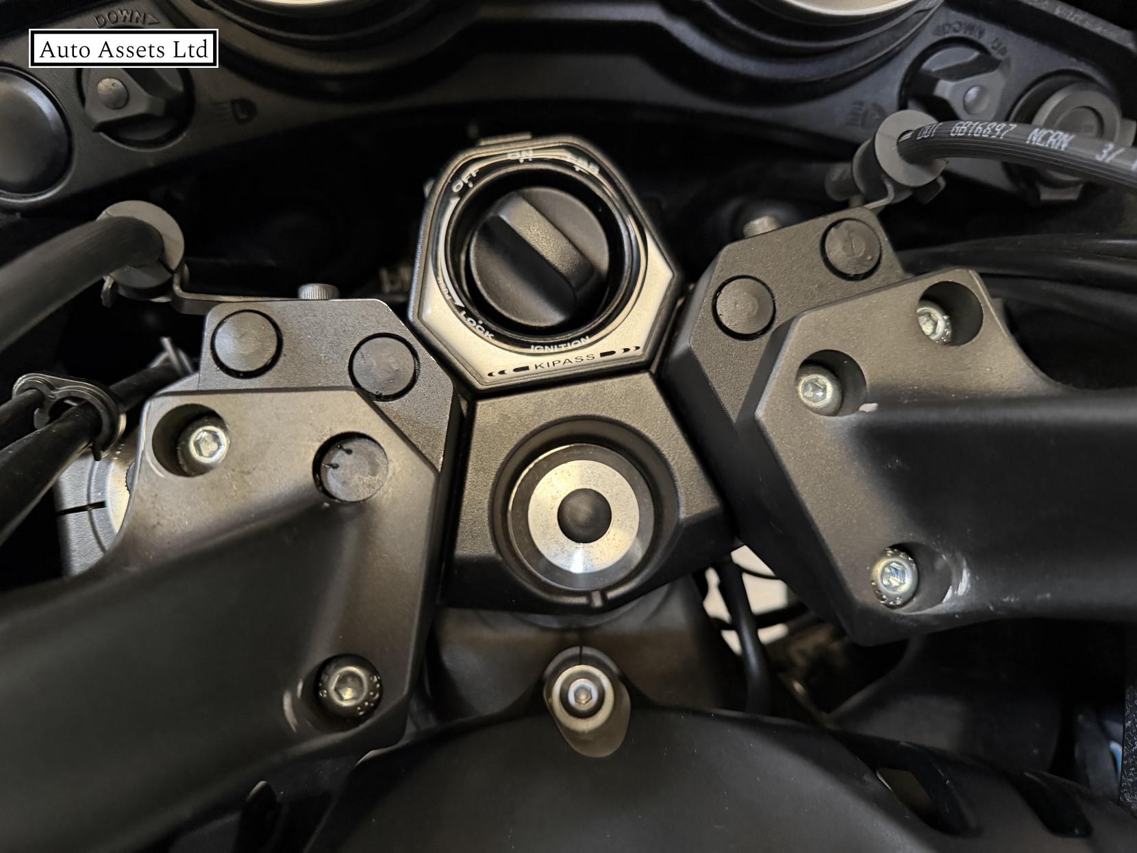 Kawasaki 1400GTR 1400 ABS Sports Tourer Petrol Manual (155 ps)