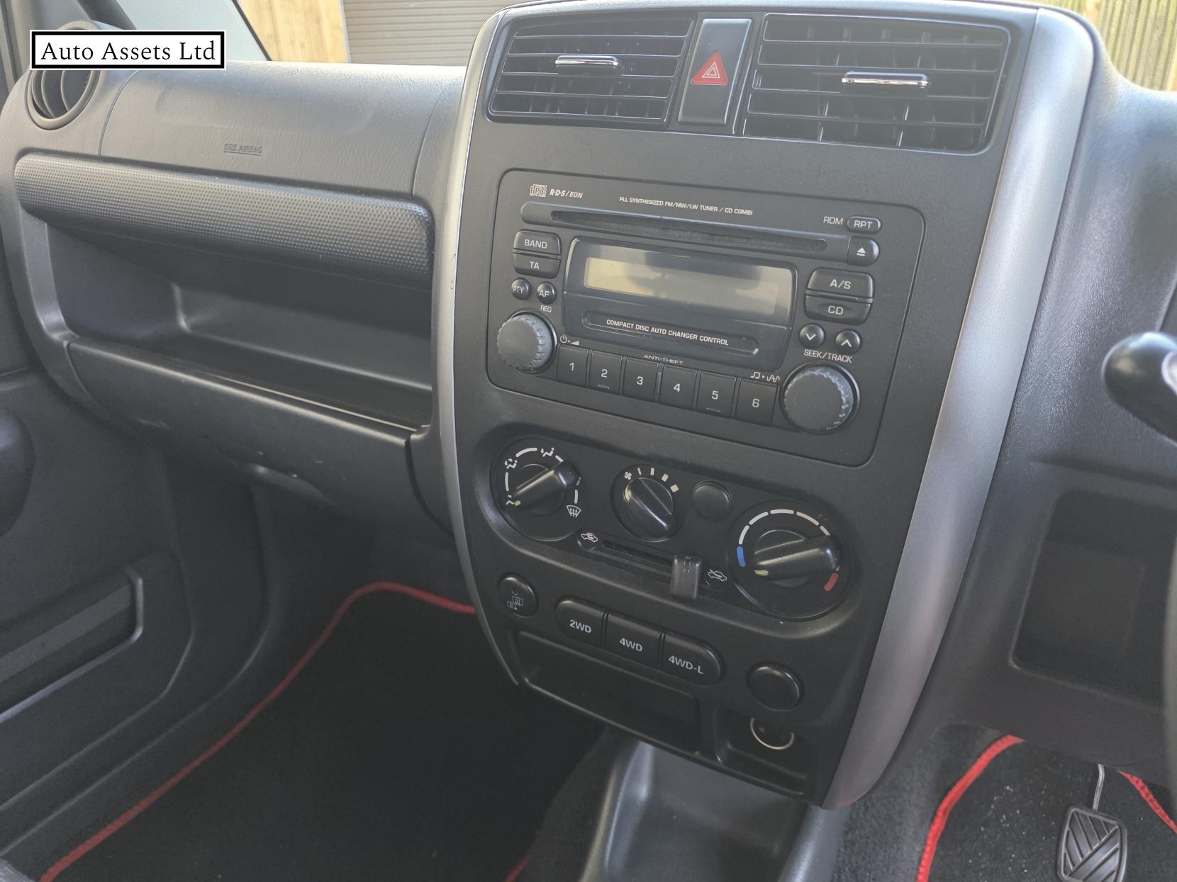 Suzuki Jimny 1.3 JLX Convertible 3dr Petrol Manual (174 g/km, 83 bhp)