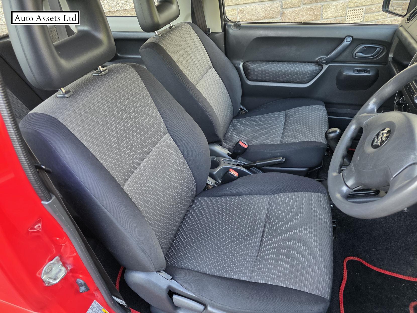 Suzuki Jimny 1.3 JLX Convertible 3dr Petrol Manual (174 g/km, 83 bhp)