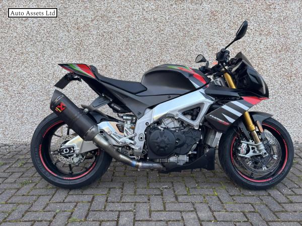 Aprilia Tuono 1100 V4 1100 Factory Naked Petrol Manual Euro 4 (175 ps)