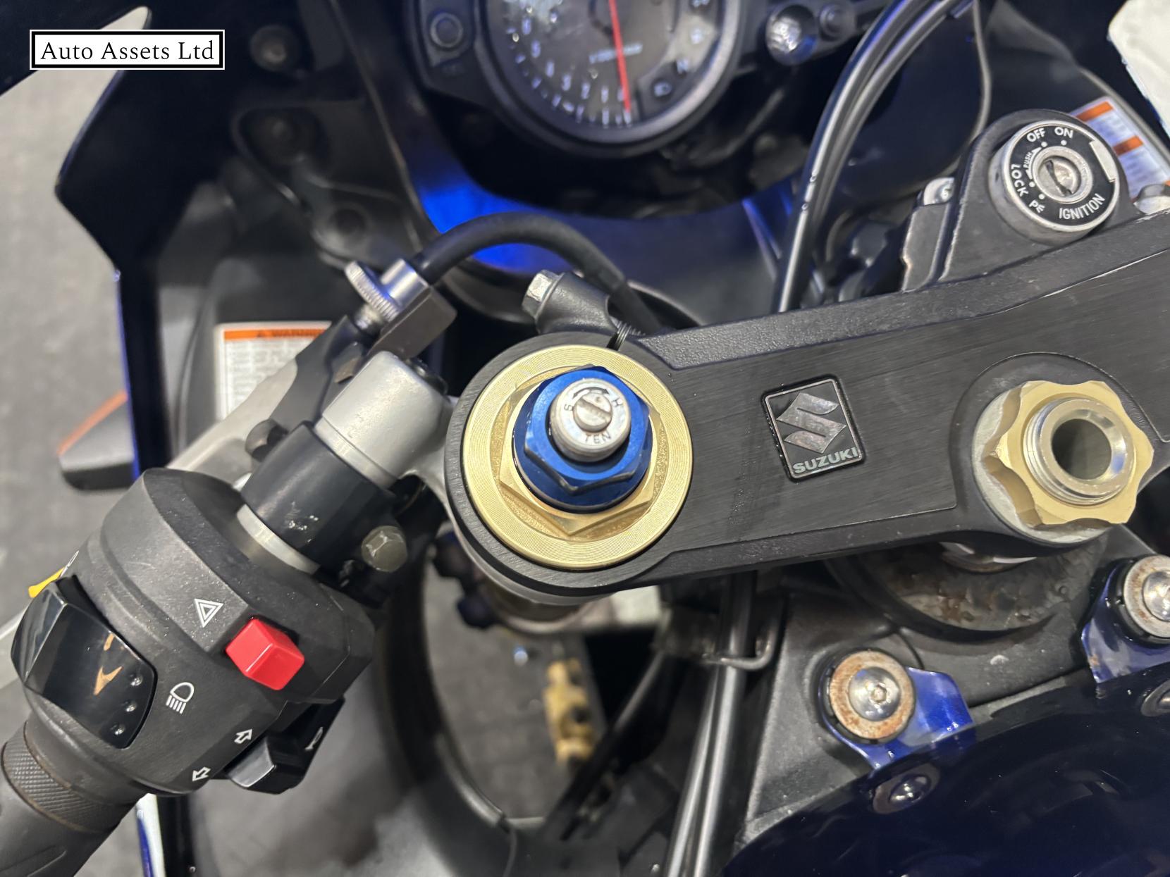 Suzuki GSX-R750 750 Super Sports Petrol Manual (152 ps)