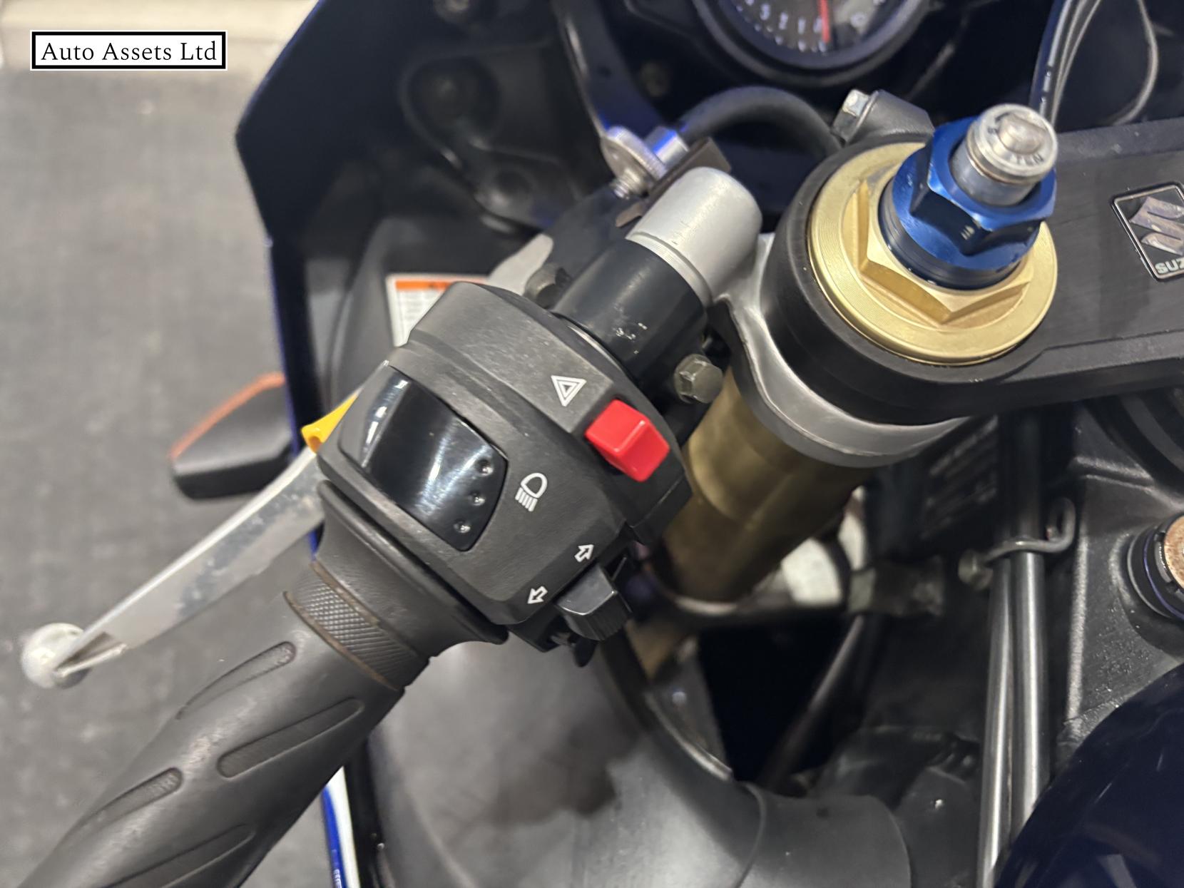 Suzuki GSX-R750 750 Super Sports Petrol Manual (152 ps)