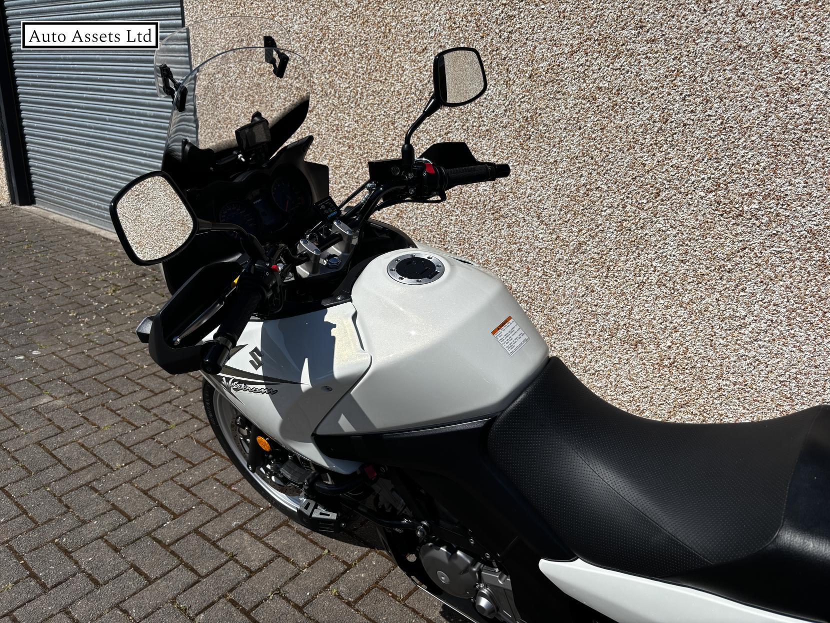 Suzuki V-Strom 650 650 Adventure Petrol Manual (66 ps)