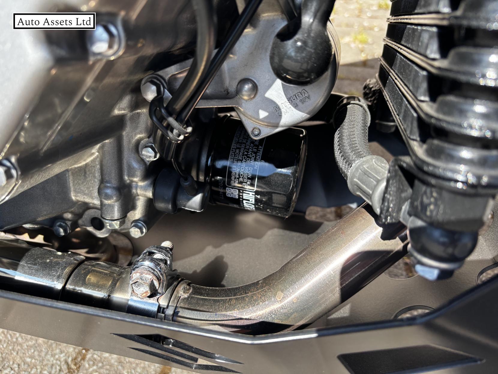 Suzuki V-Strom 650 650 Adventure Petrol Manual (66 ps)