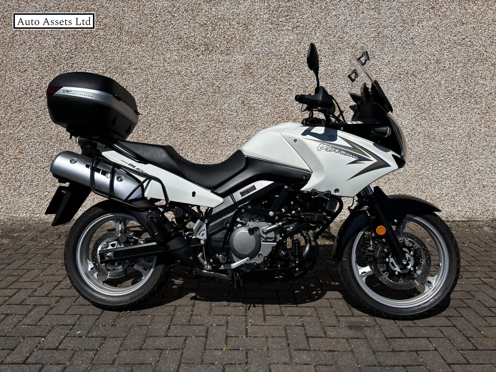 Suzuki V-Strom 650 650 Adventure Petrol Manual (66 ps)