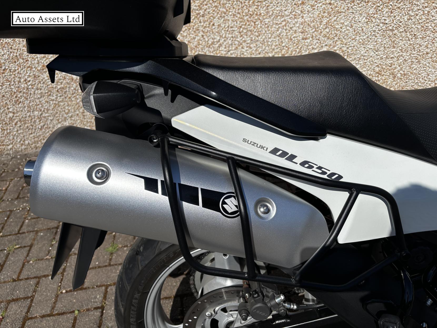 Suzuki V-Strom 650 650 Adventure Petrol Manual (66 ps)