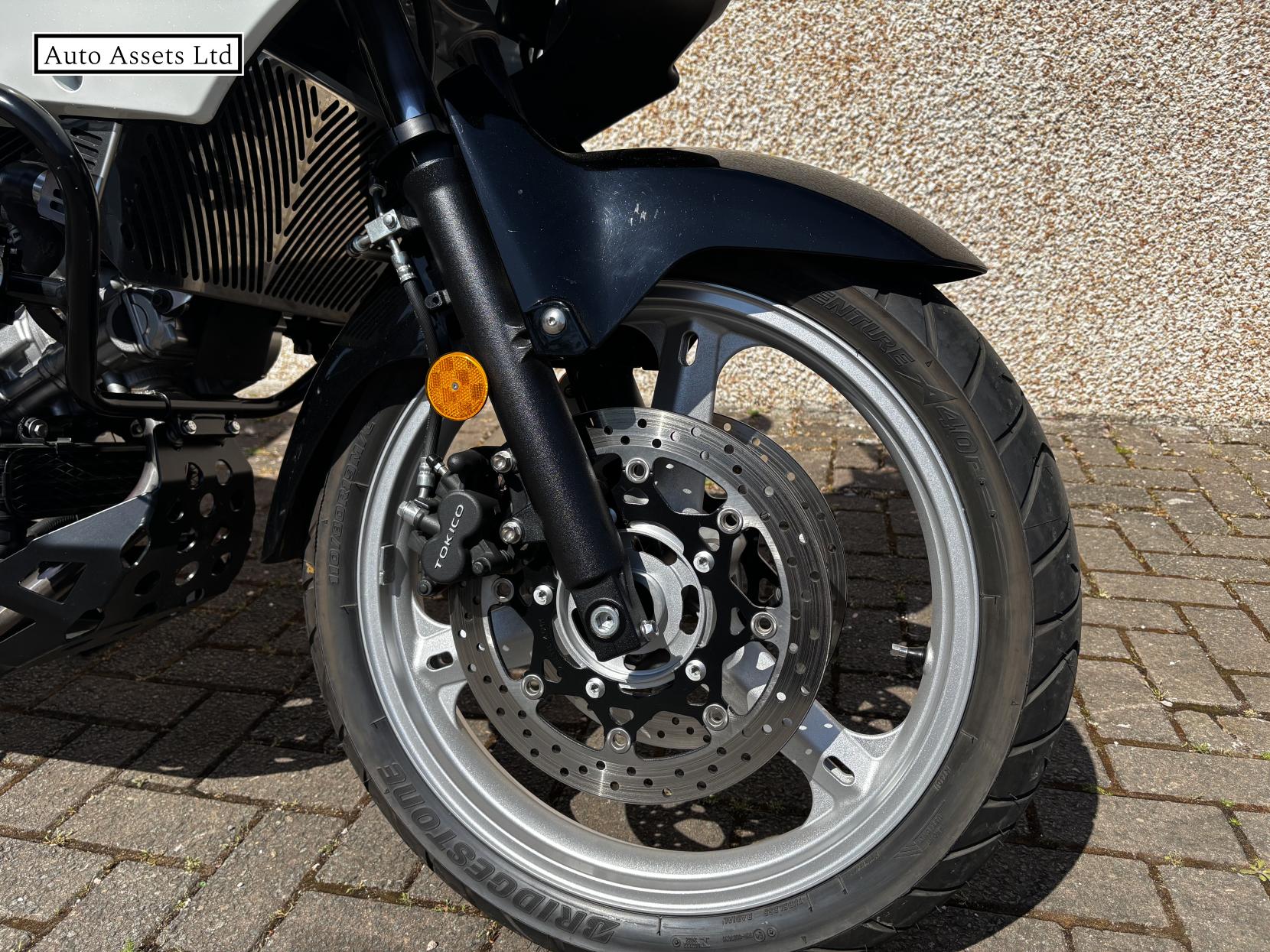 Suzuki V-Strom 650 650 Adventure Petrol Manual (66 ps)