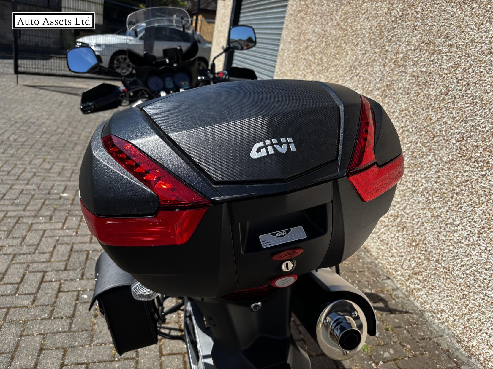 Suzuki V-Strom 650 650 Adventure Petrol Manual (66 ps)