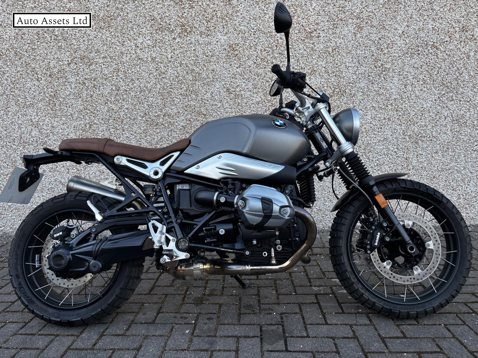 BMW R nineT Scrambler 1170 X Roadster/Retro Petrol Manual Euro 4 (110 ps)