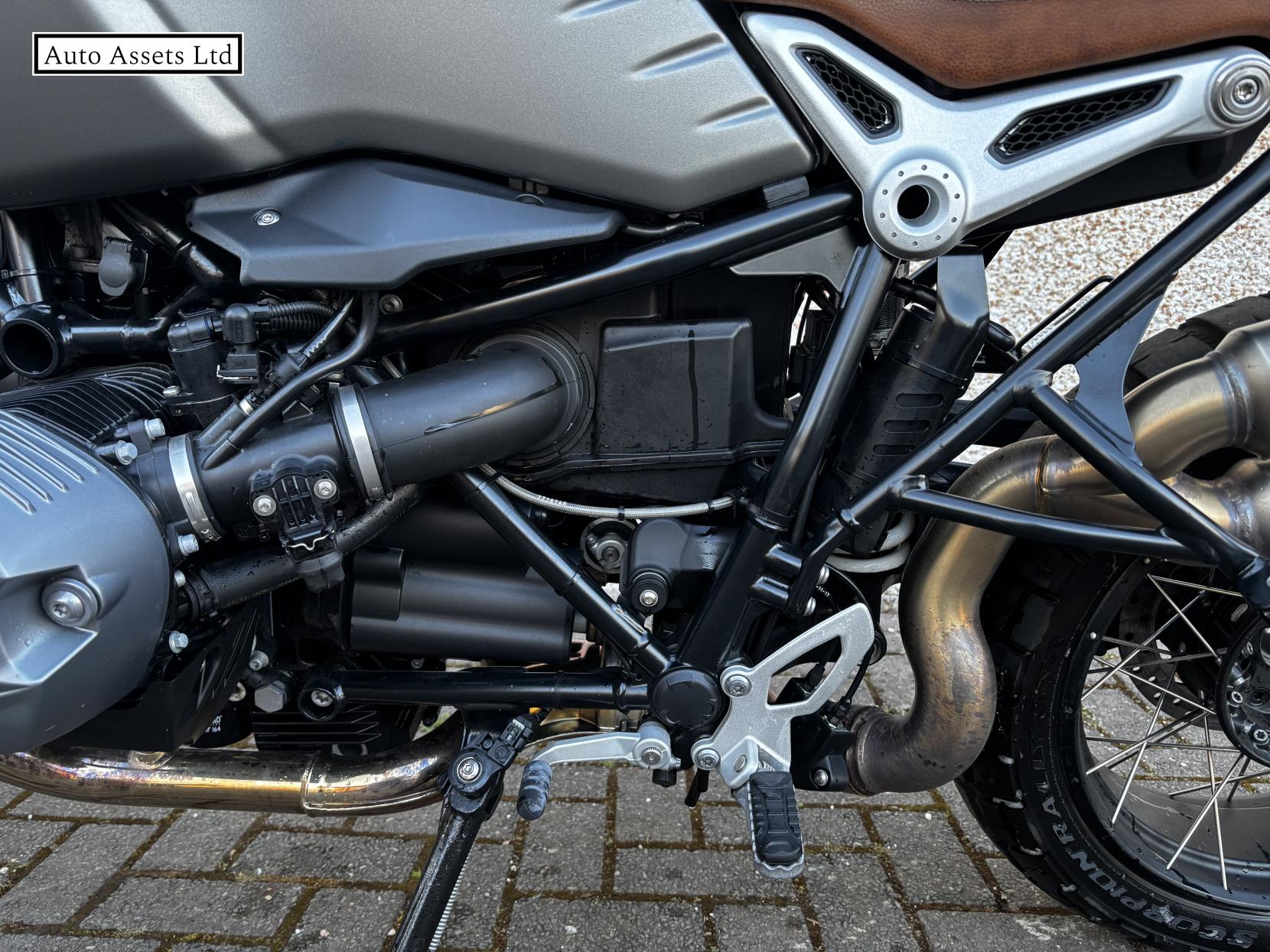 BMW R nineT Scrambler 1170 X Roadster/Retro Petrol Manual Euro 4 (110 ps)