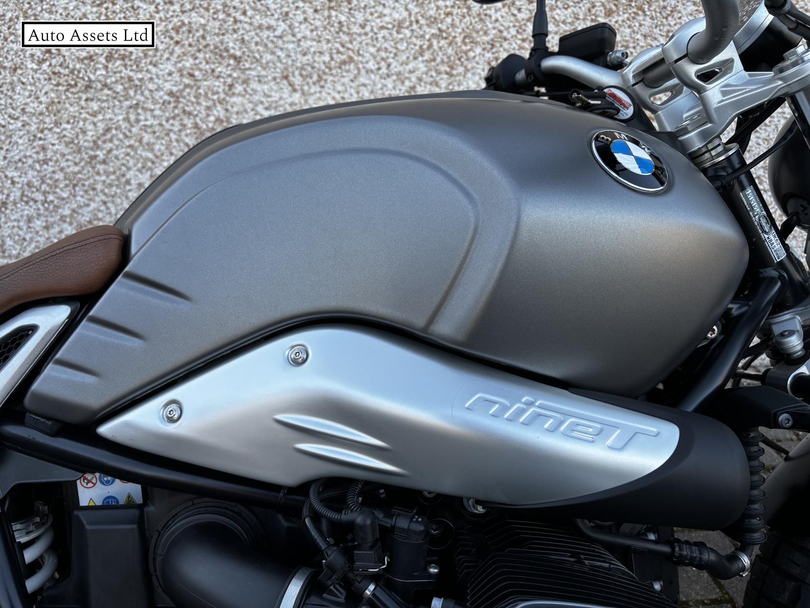 BMW R nineT Scrambler 1170 X Roadster/Retro Petrol Manual Euro 4 (110 ps)