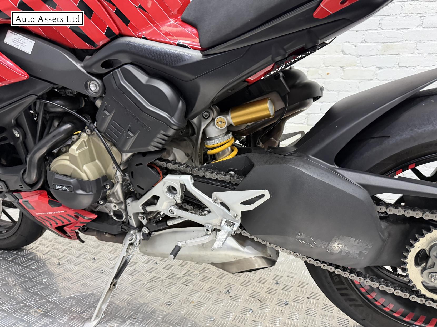 Ducati Streetfighter V4 1103 Naked Petrol Manual Euro 4 (208 ps)