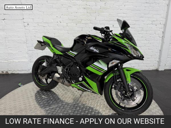 Kawasaki Ninja 650 650 Super Sports Petrol Manual Euro 4 (68 ps)