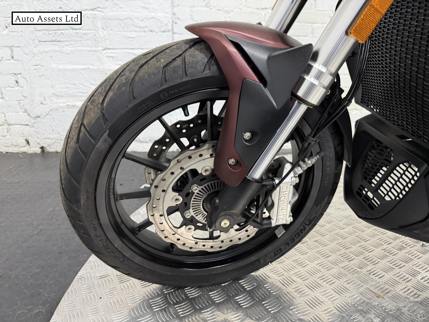 Benelli 502C 502 Custom Cruiser Petrol Manual Euro 5 (47 ps)