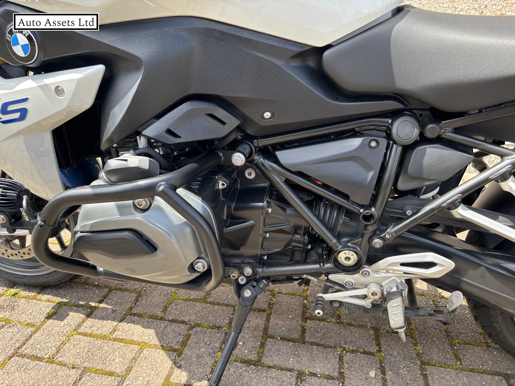 BMW R 1200 RS 1200 Sports Tourer Petrol Manual (125 ps)