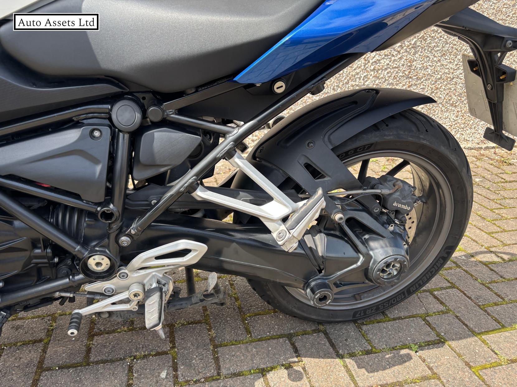BMW R 1200 RS 1200 Sports Tourer Petrol Manual (125 ps)