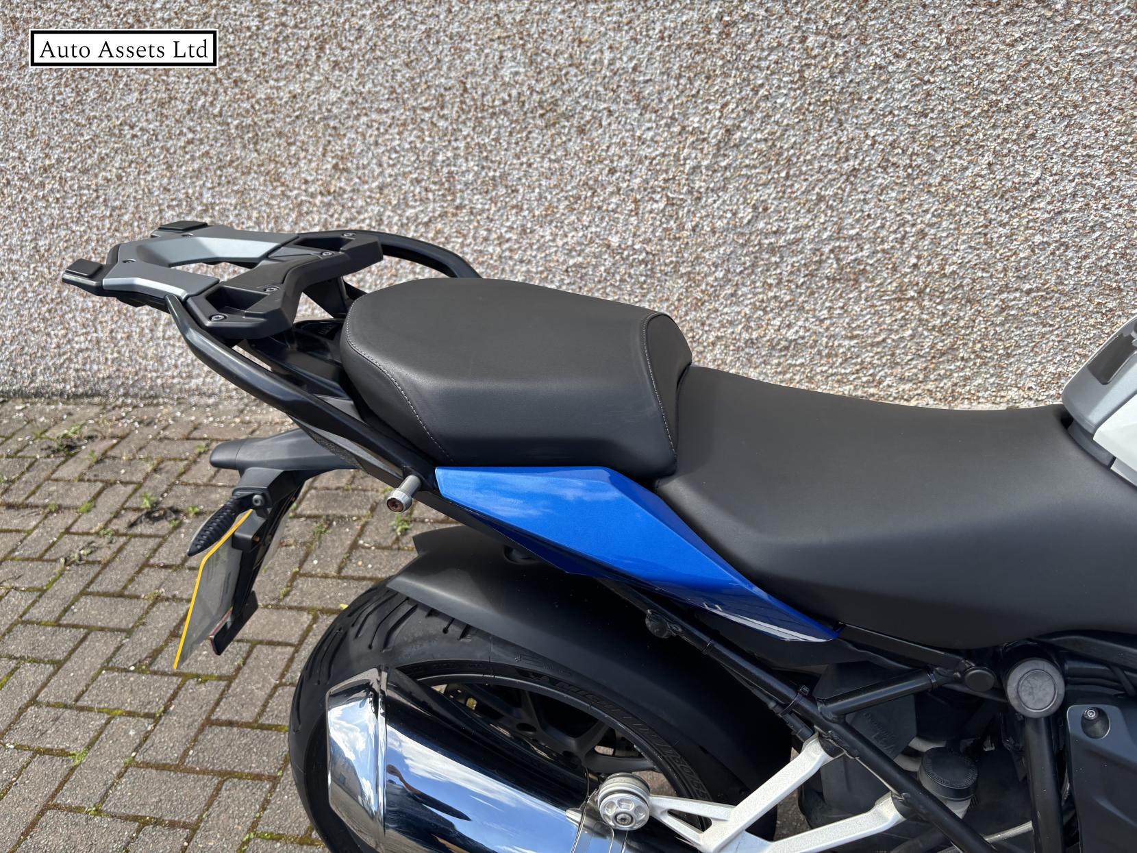 BMW R 1200 RS 1200 Sports Tourer Petrol Manual (125 ps)