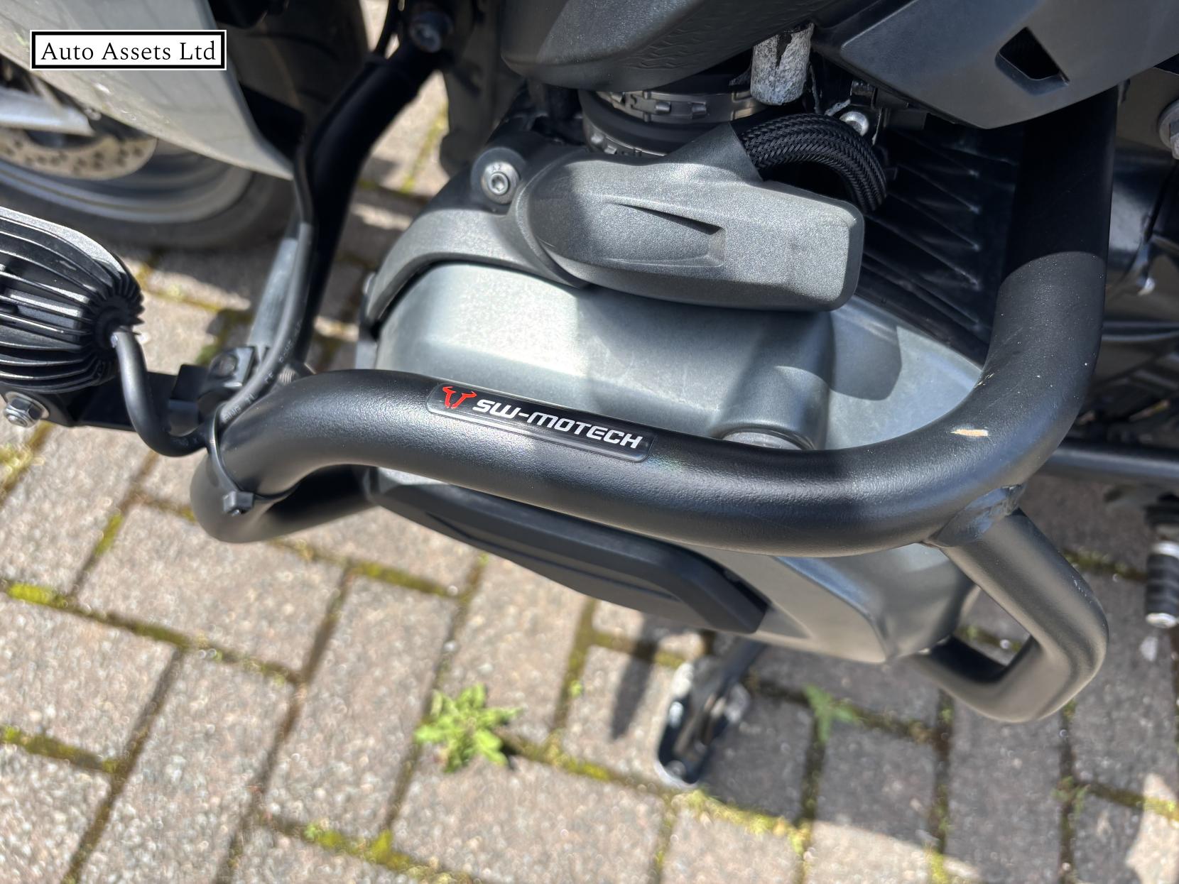 BMW R 1200 RS 1200 Sports Tourer Petrol Manual (125 ps)