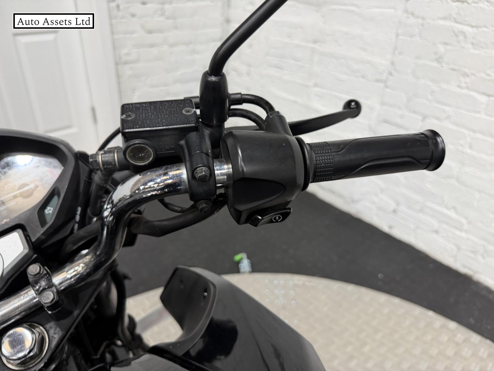 Honda CB125F 125 Naked Petrol Manual (11 ps)