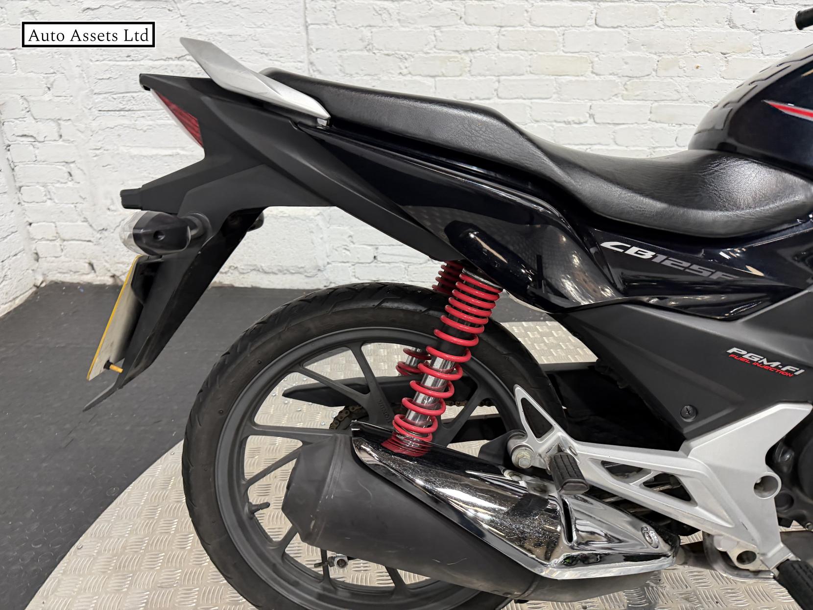 Honda CB125F 125 Naked Petrol Manual (11 ps)