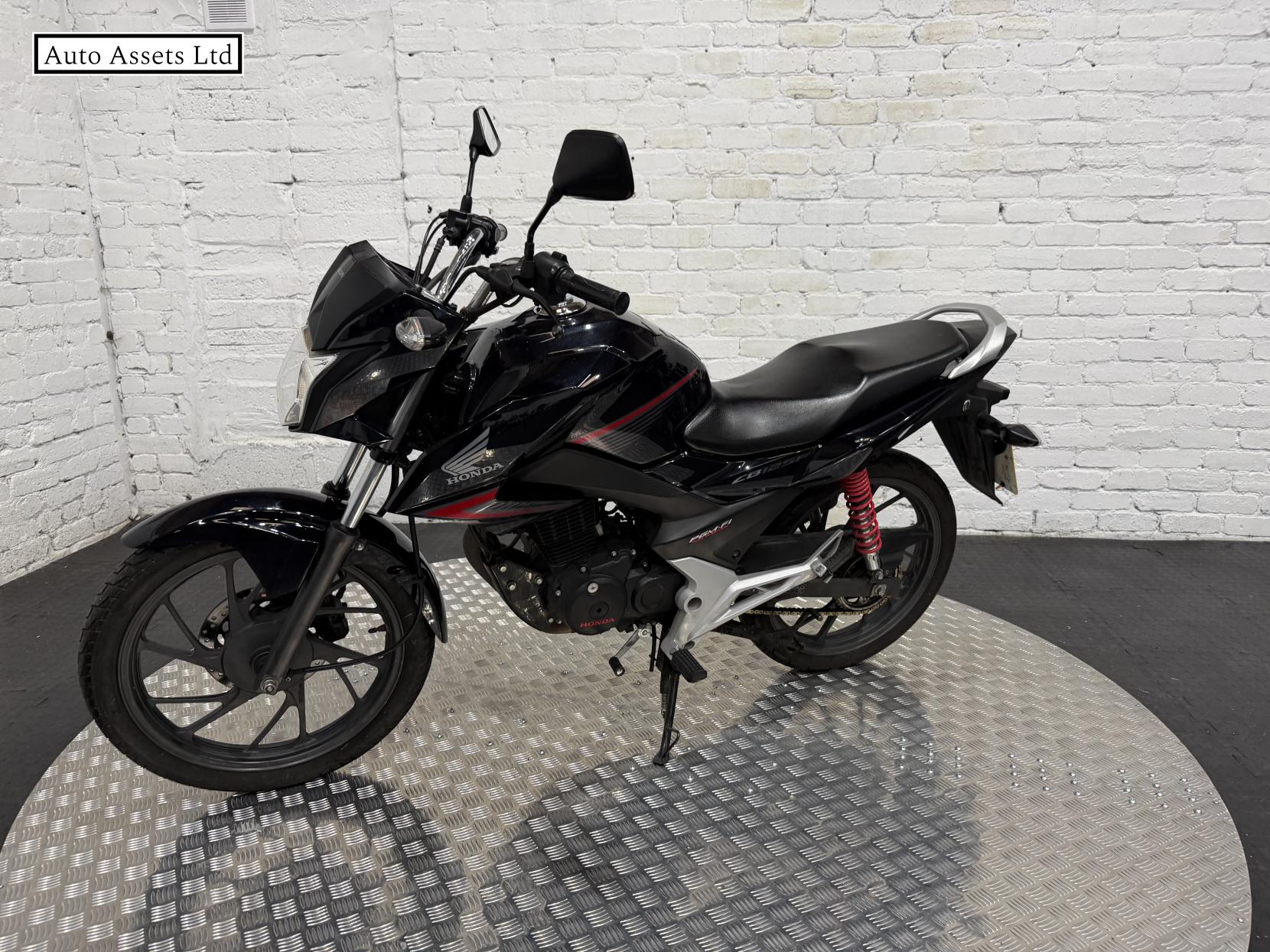 Honda CB125F 125 Naked Petrol Manual (11 ps)