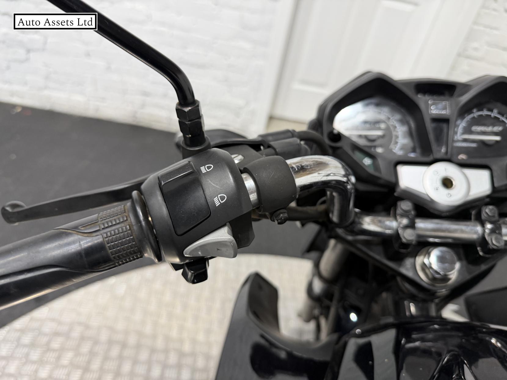 Honda CB125F 125 Naked Petrol Manual (11 ps)