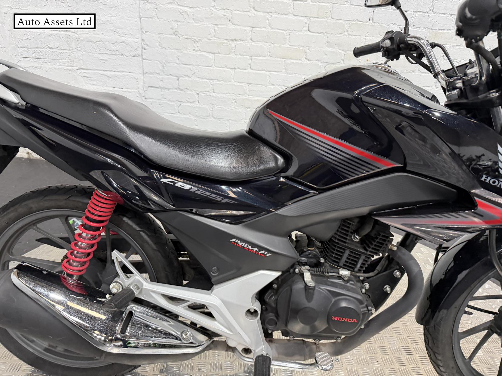 Honda CB125F 125 Naked Petrol Manual (11 ps)