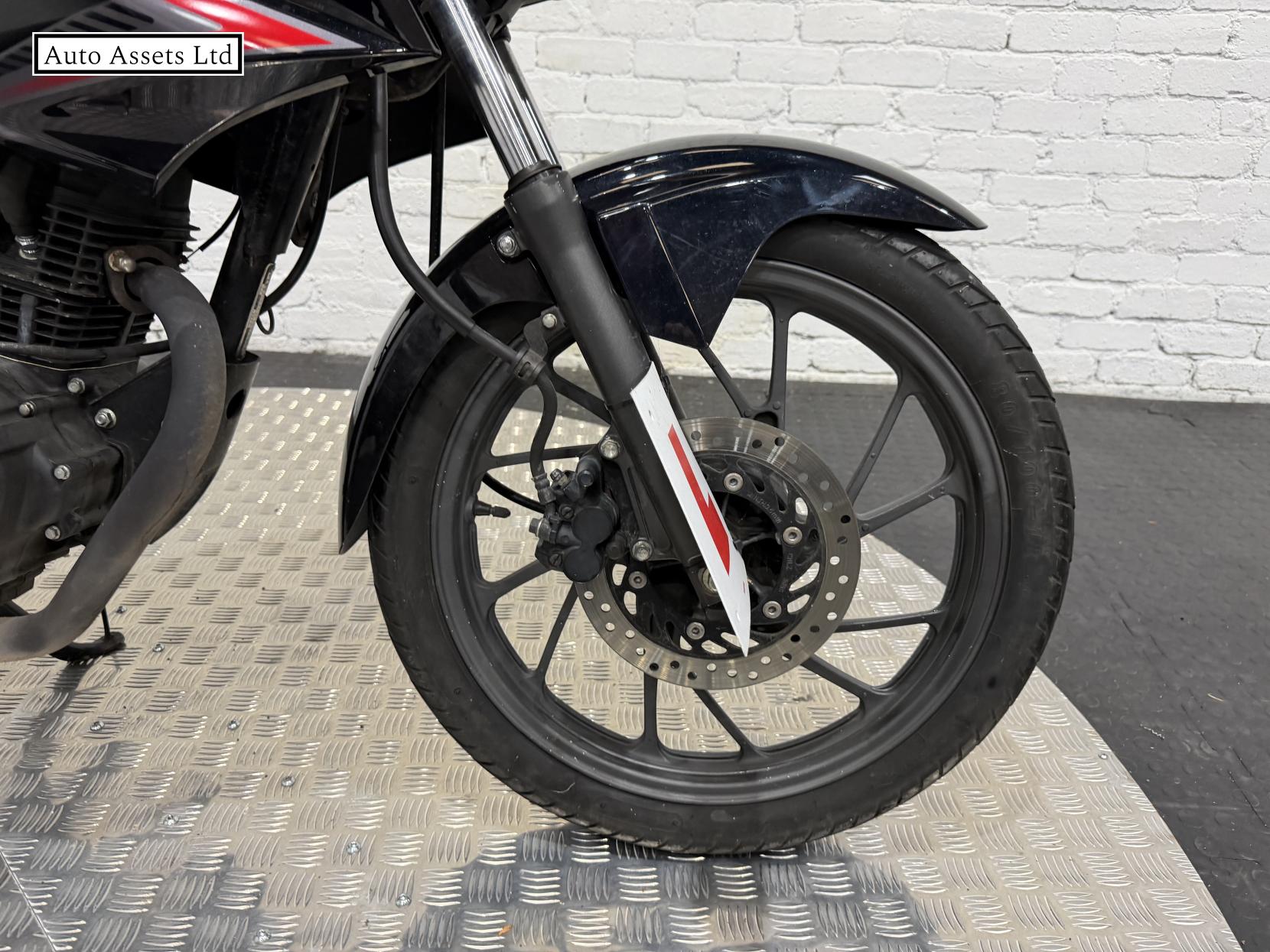 Honda CB125F 125 Naked Petrol Manual (11 ps)