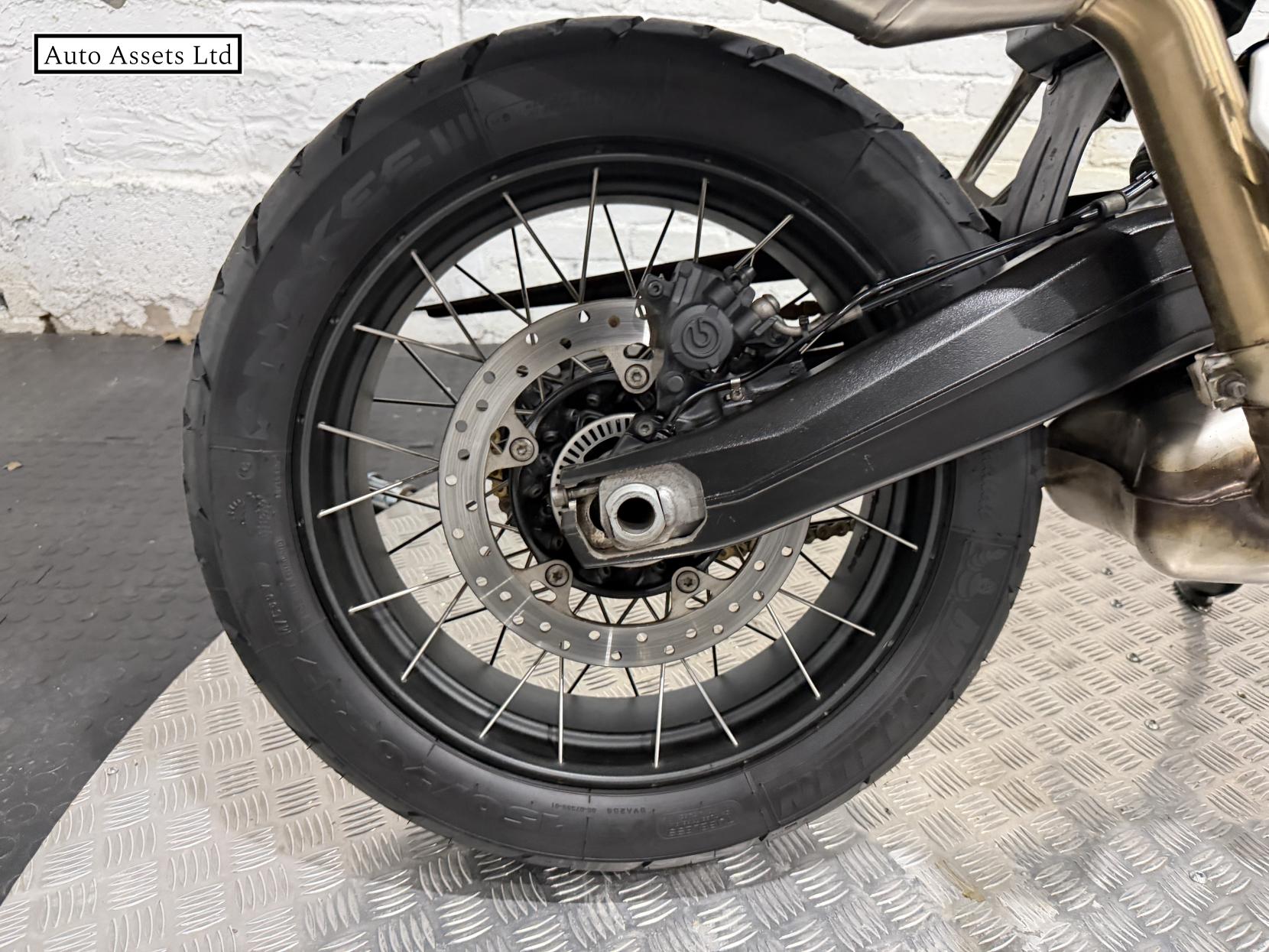 BMW F 850 GS 850 Sport Adventure Petrol Manual Euro 4 (95 ps)