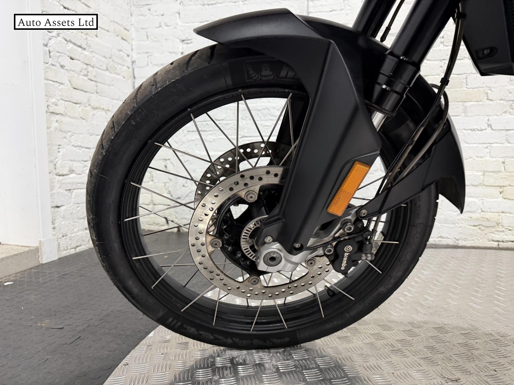 BMW F 850 GS 850 Sport Adventure Petrol Manual Euro 4 (95 ps)