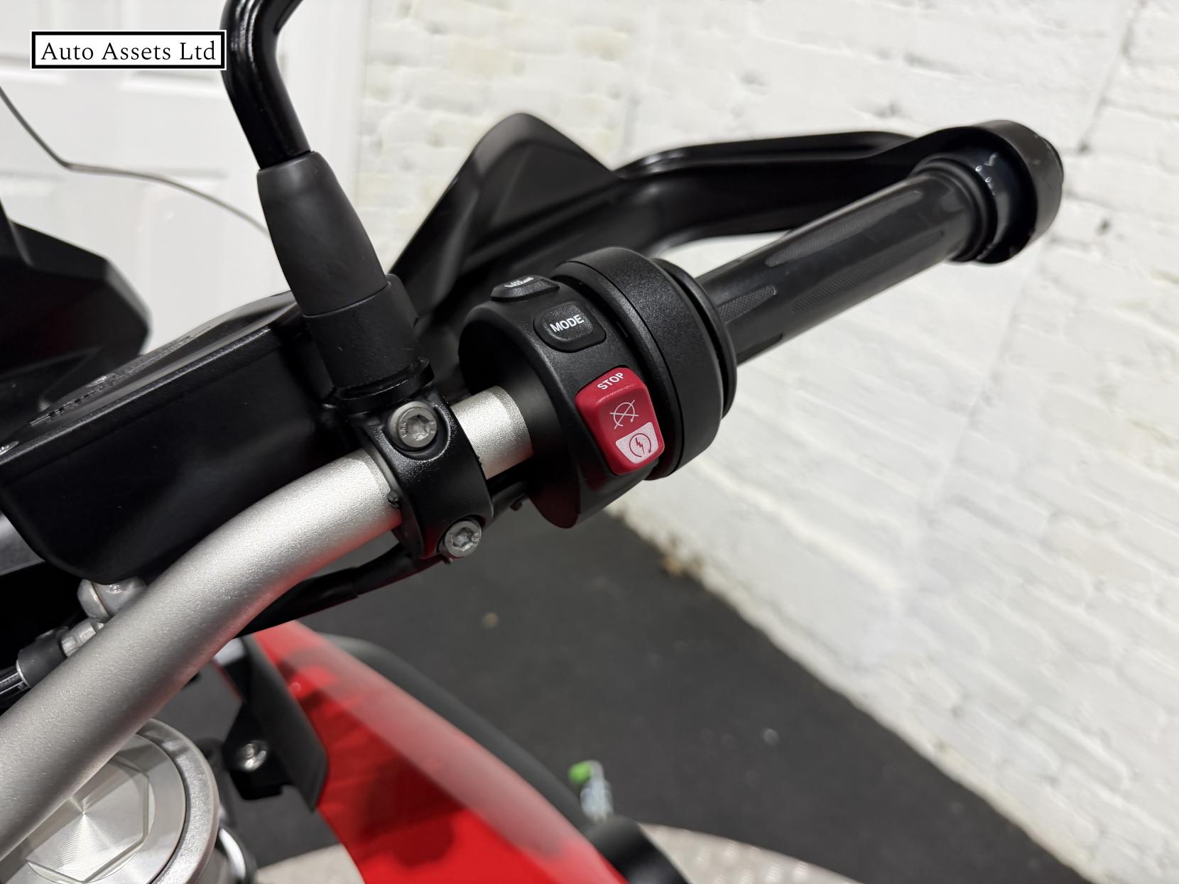 BMW F 850 GS 850 Sport Adventure Petrol Manual Euro 4 (95 ps)