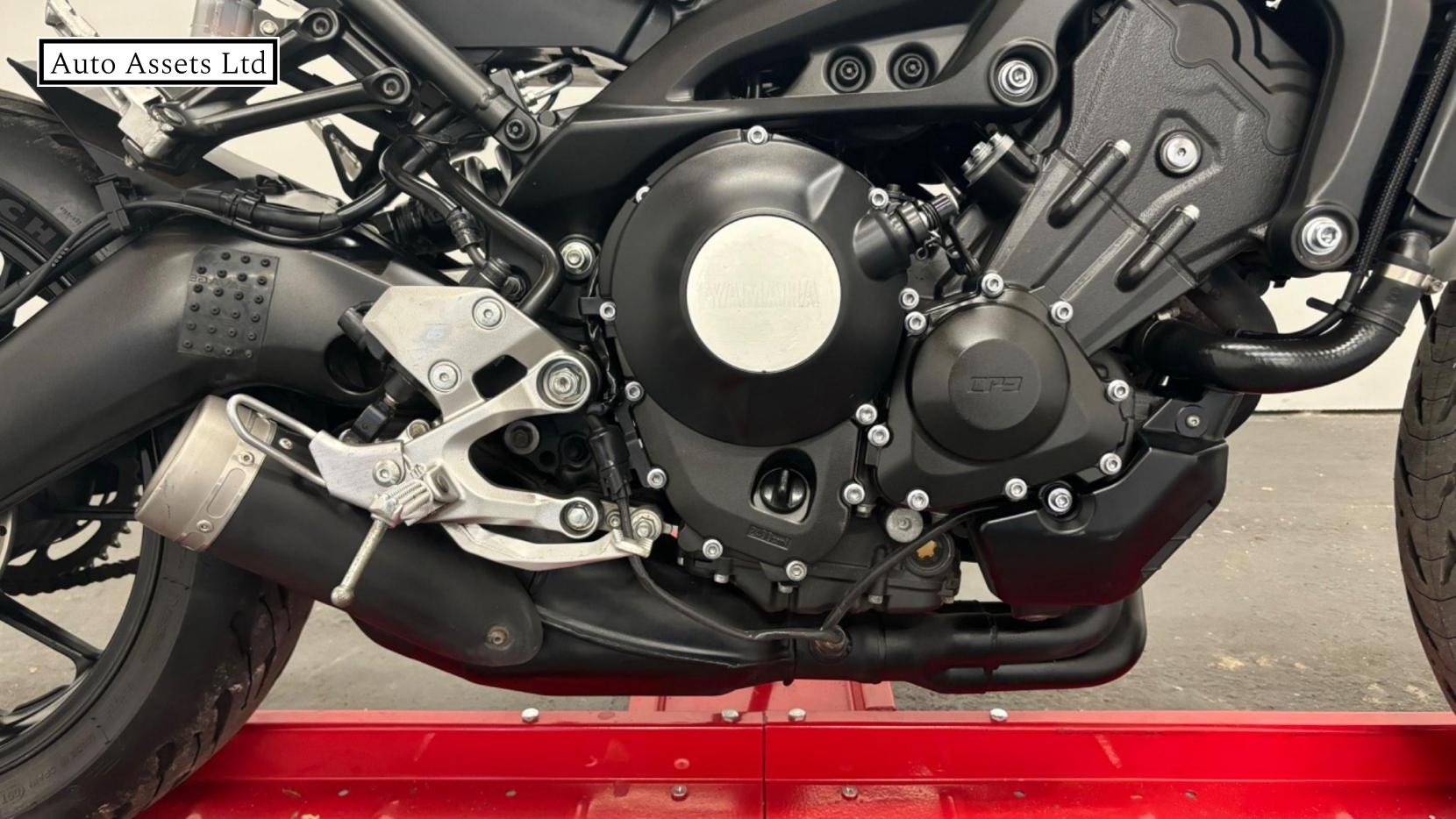 Yamaha XSR900 900 SE Naked Petrol Manual (113 bhp)