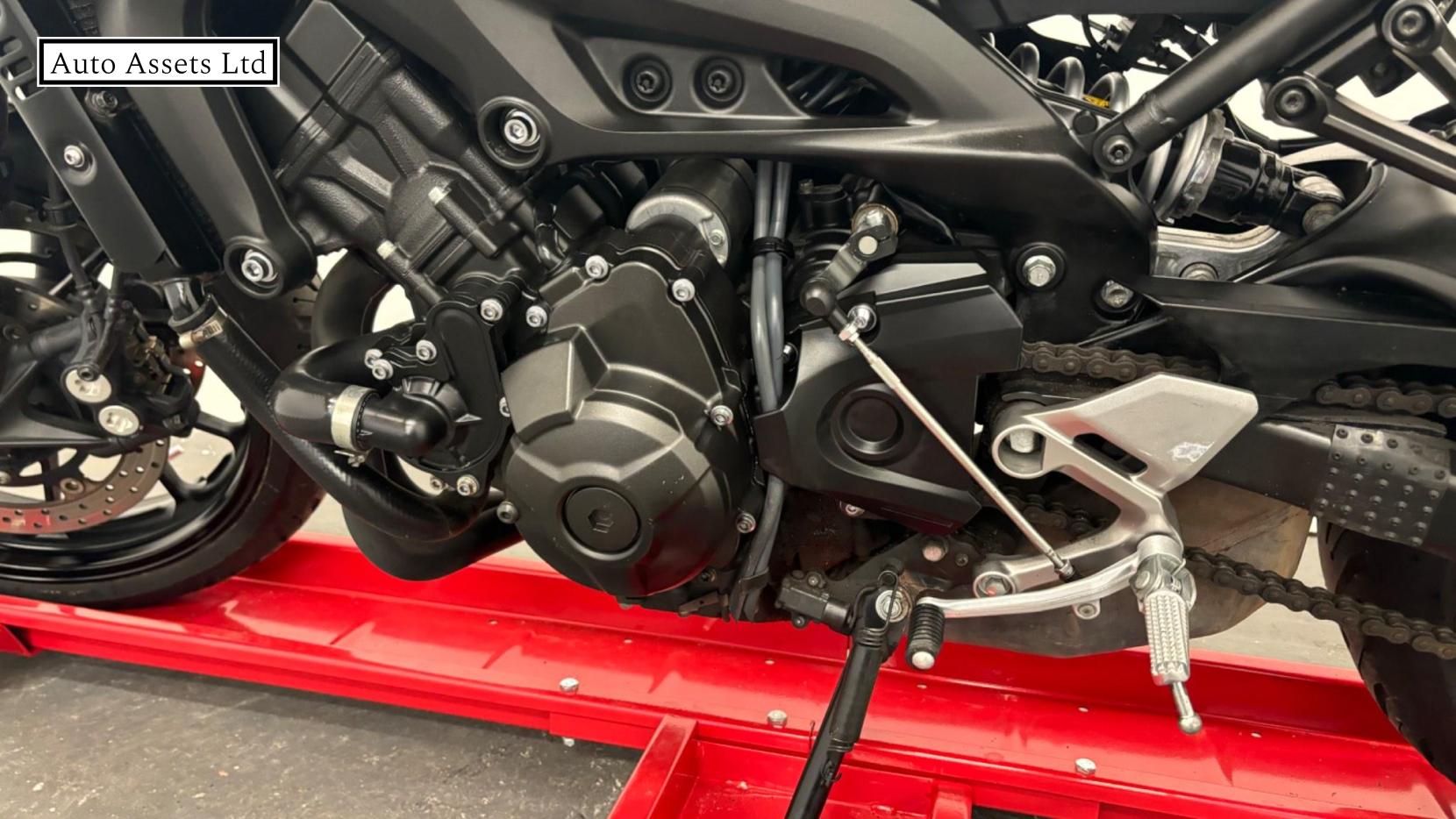 Yamaha XSR900 900 SE Naked Petrol Manual (113 bhp)