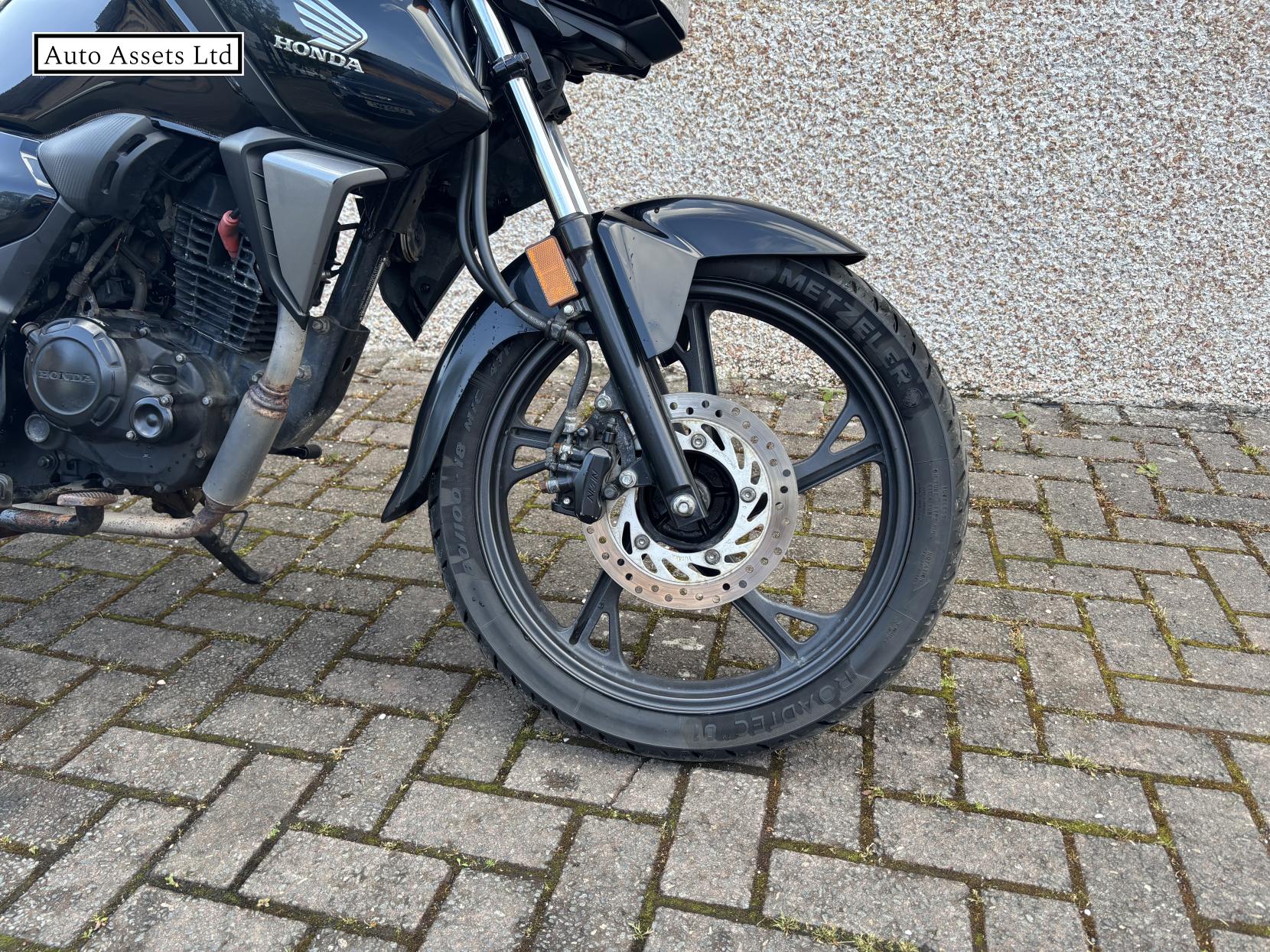 Honda CB125F 125 Naked Petrol Manual Euro 5 (11 ps)