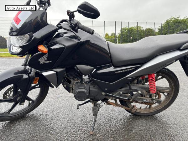 Honda CB125F 125 Naked Petrol Manual Euro 5 (11 ps)