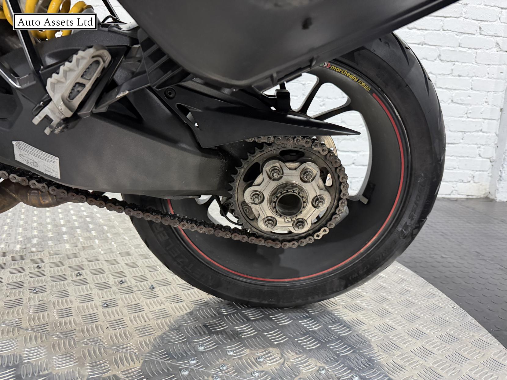 Ducati Multistrada 1200 1200 S PP Adventure Petrol Manual (148 ps)