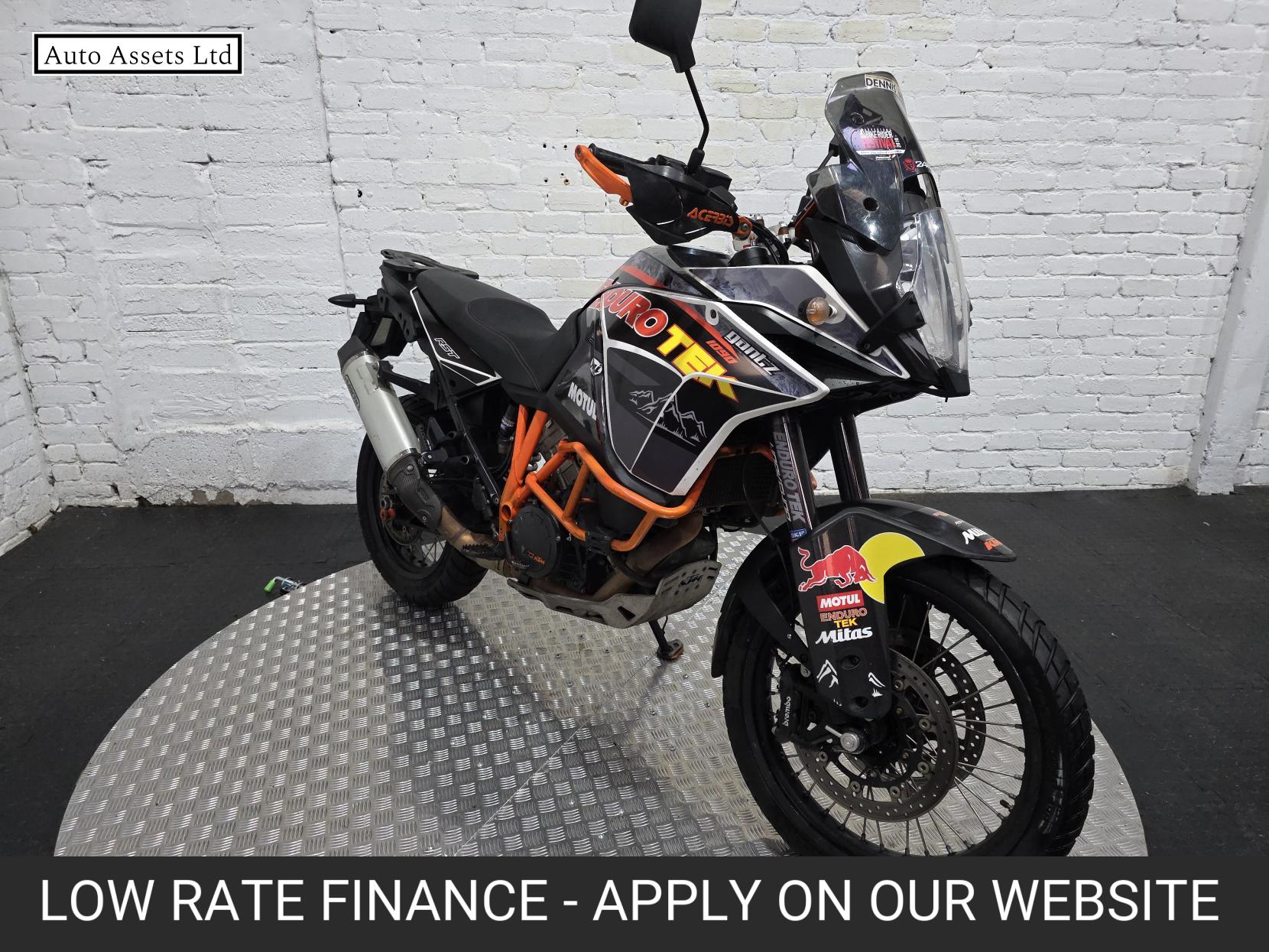 KTM 1090 Adventure 1050 R Adventure Petrol Manual Euro 4 (125 ps)