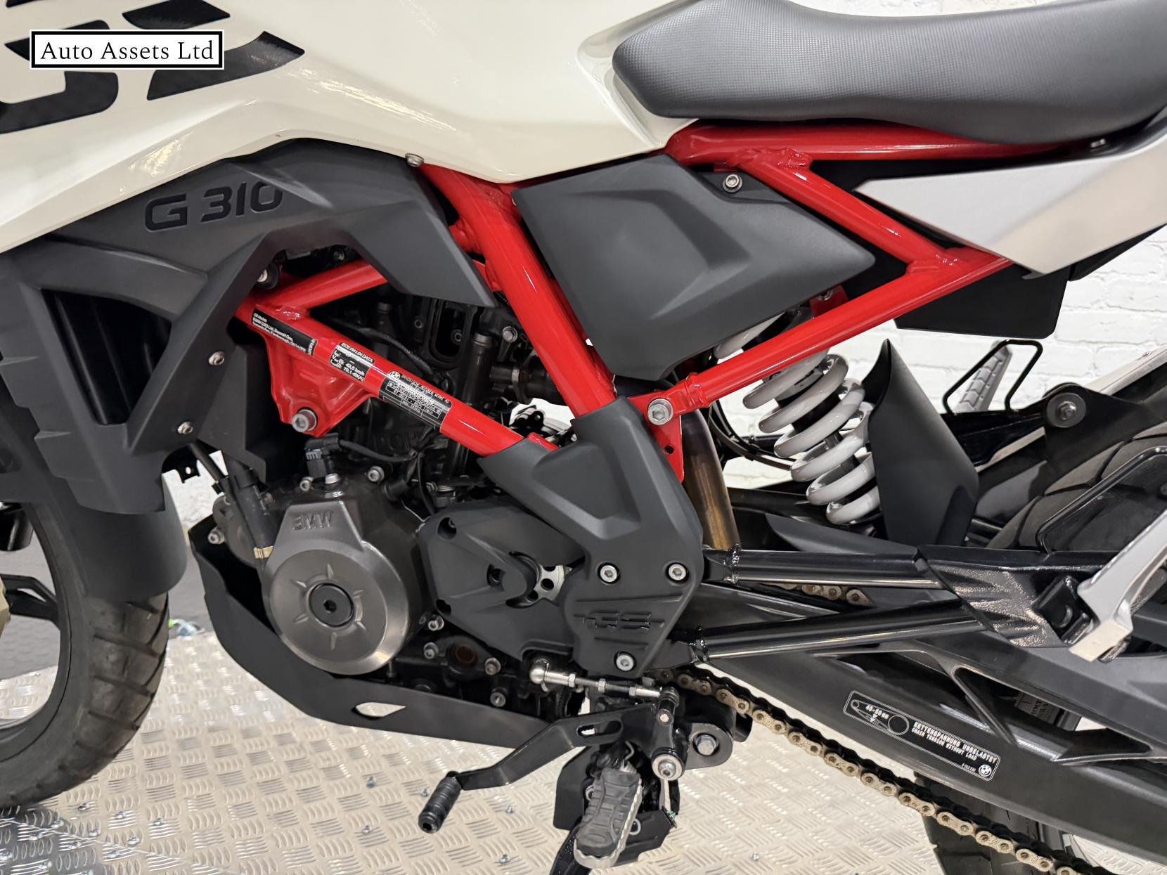BMW G 310 GS 310 Adventure Petrol Manual Euro 5 (34 ps)