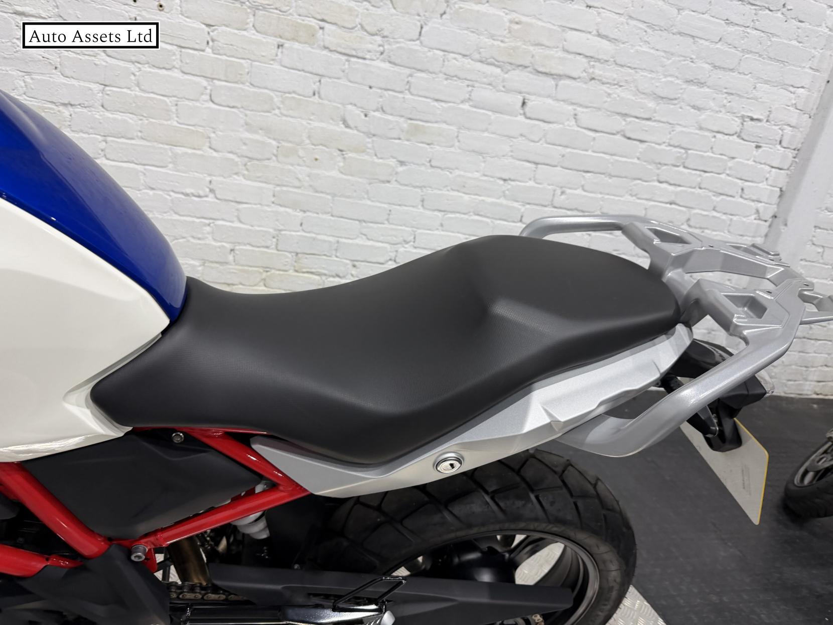 BMW G 310 GS 310 Adventure Petrol Manual Euro 5 (34 ps)