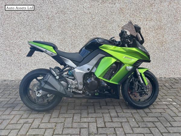 Kawasaki Z1000 SX 1000 ABS Sports Tourer Petrol Manual (142 ps)