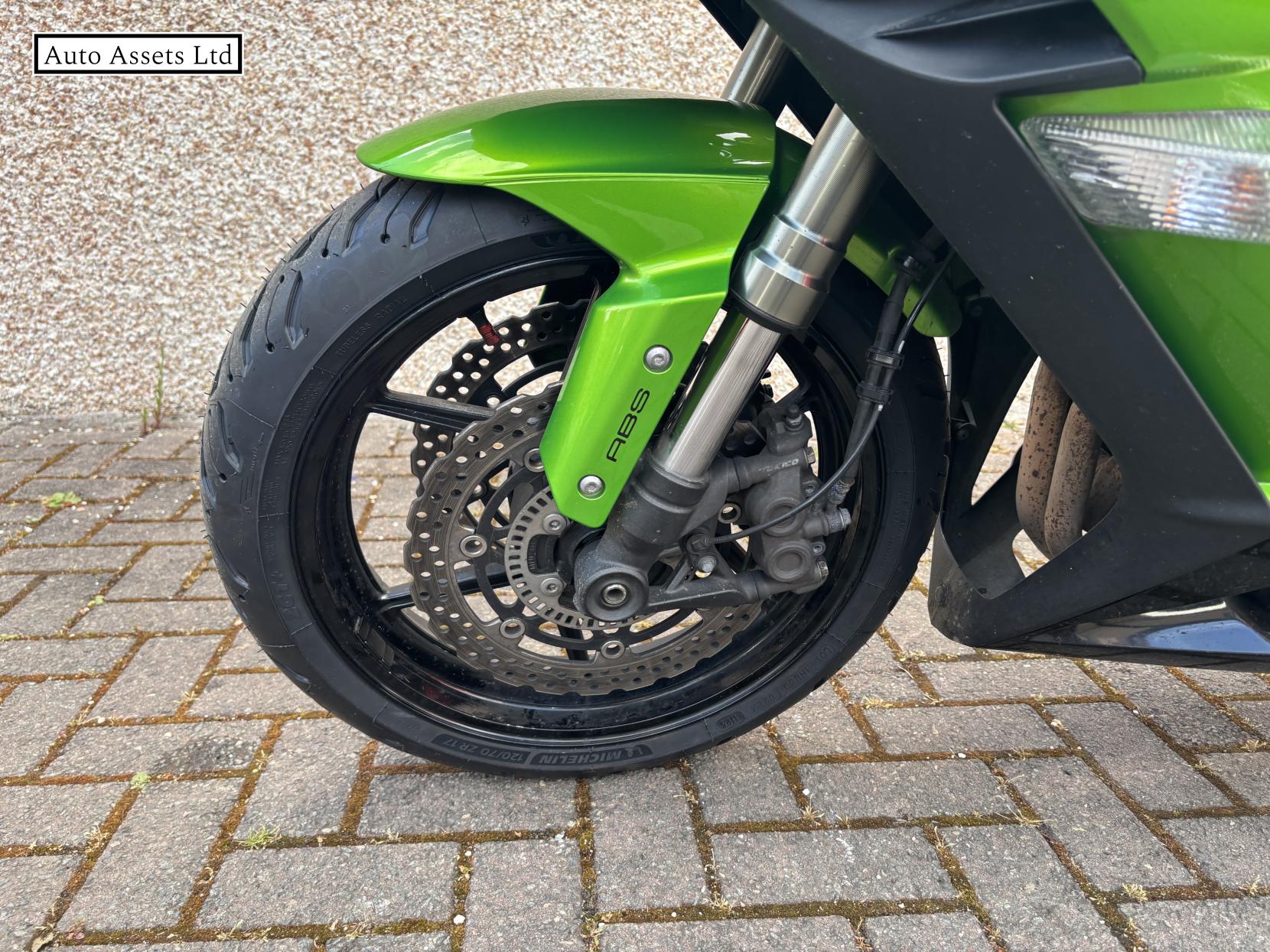 Kawasaki Z1000 SX 1000 ABS Sports Tourer Petrol Manual (142 ps)