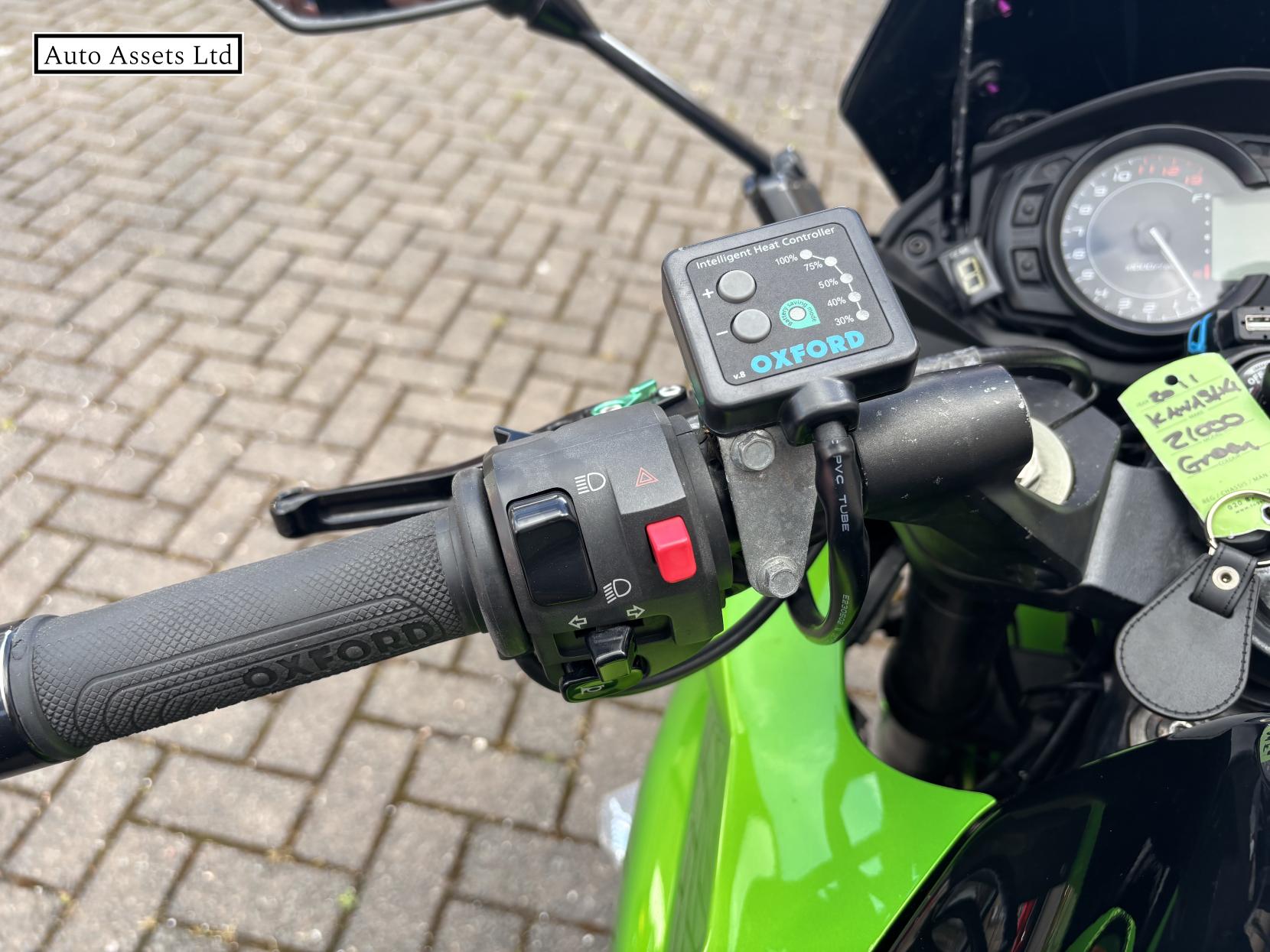 Kawasaki Z1000 SX 1000 ABS Sports Tourer Petrol Manual (142 ps)