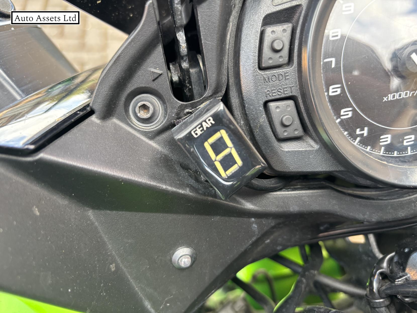 Kawasaki Z1000 SX 1000 ABS Sports Tourer Petrol Manual (142 ps)