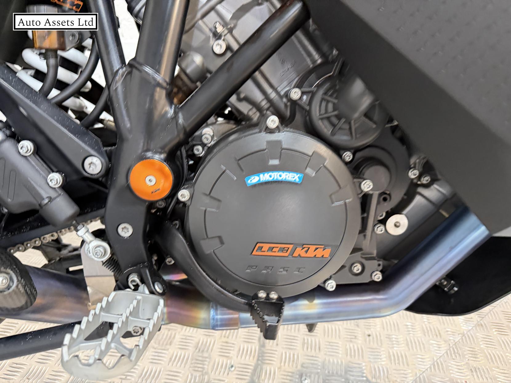 KTM 1290 Super Adventure S 1290 Adventure Petrol Manual X-Ring Euro 5 (160 ps)