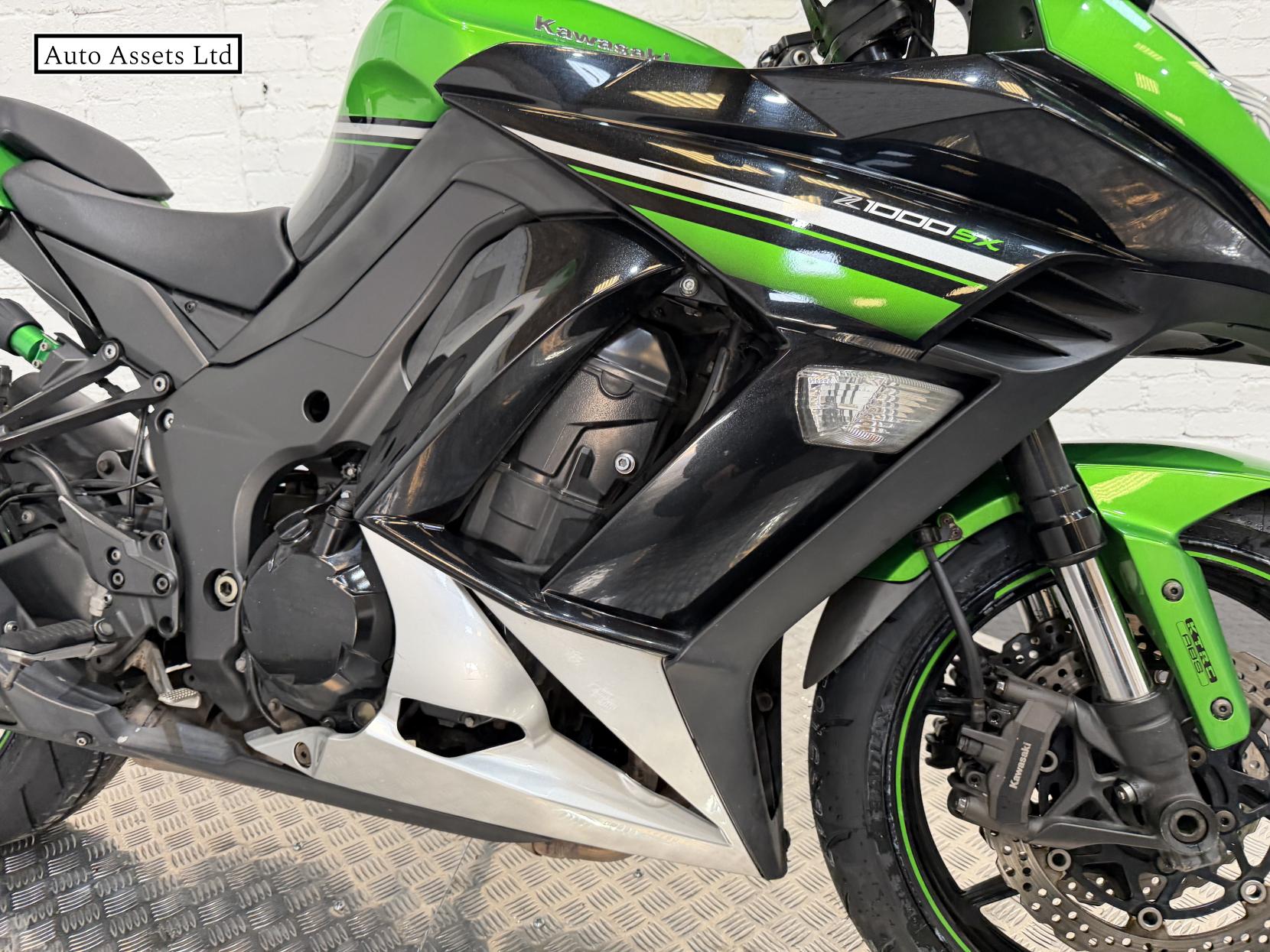 Kawasaki Z1000 SX 1000 ABS Sports Tourer Petrol Manual (142 ps)