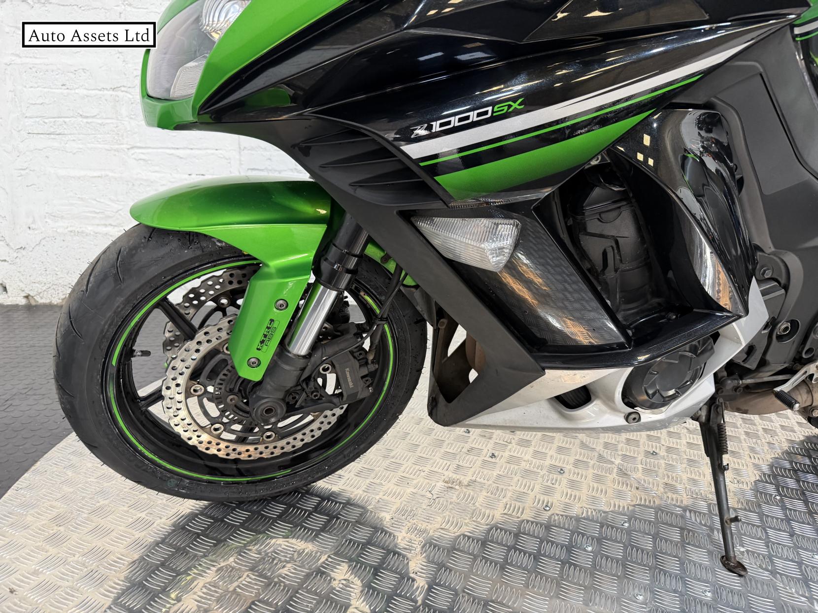 Kawasaki Z1000 SX 1000 ABS Sports Tourer Petrol Manual (142 ps)