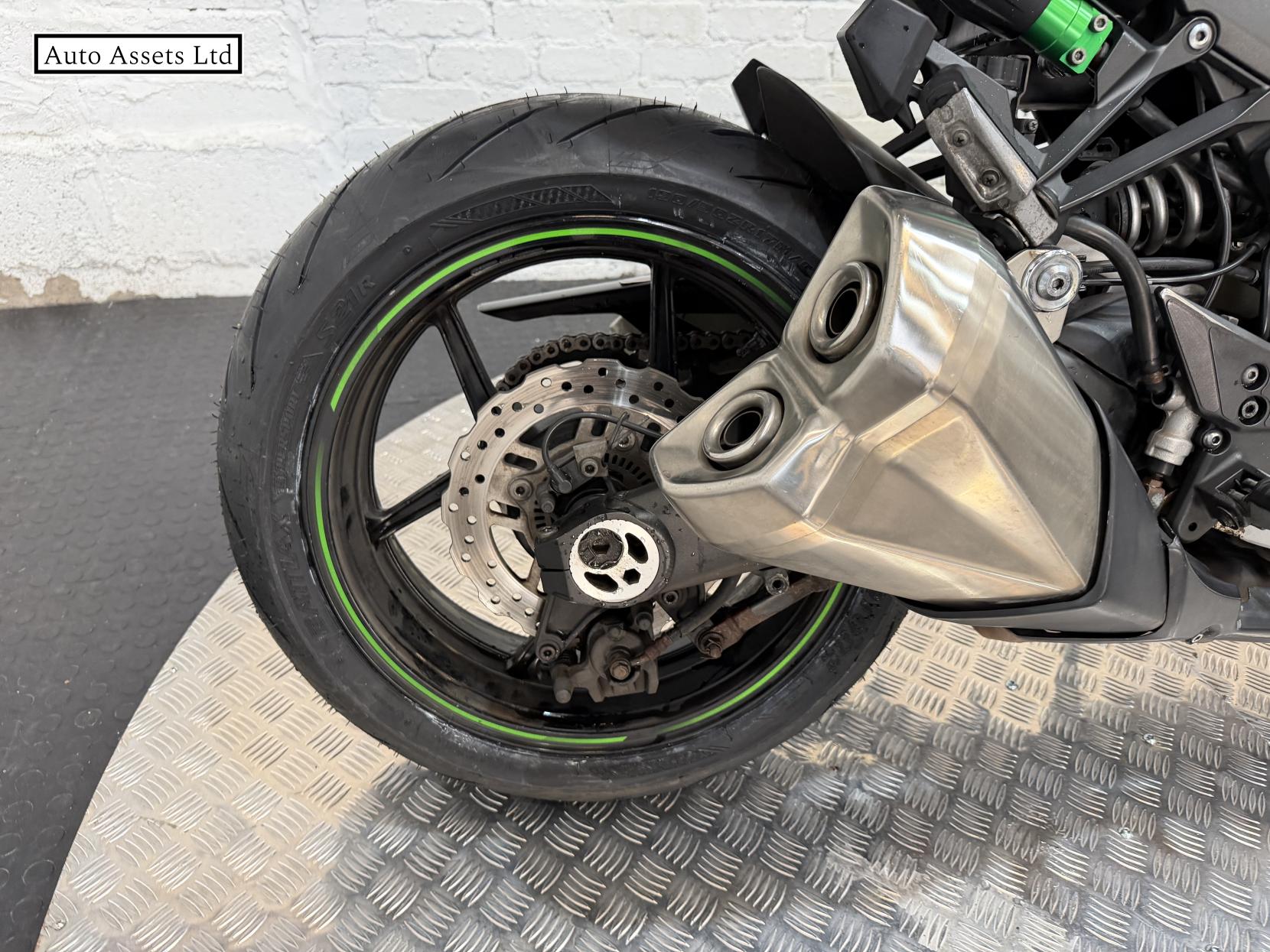 Kawasaki Z1000 SX 1000 ABS Sports Tourer Petrol Manual (142 ps)